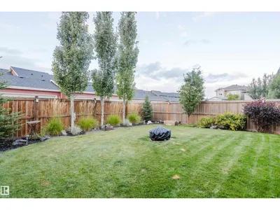 15820 15 AV SW photo 59