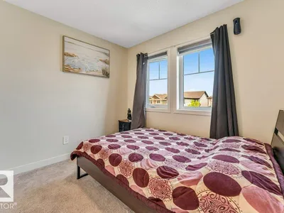 5315 22 AV SW photo 23