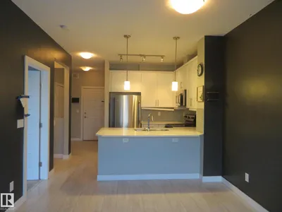 #415 2590 ANDERSON WY SW photo 8