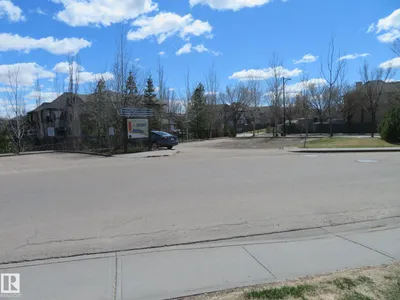 #415 2590 ANDERSON WY SW photo 23