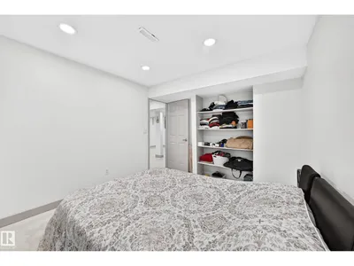 12035 168 AV NW photo 54