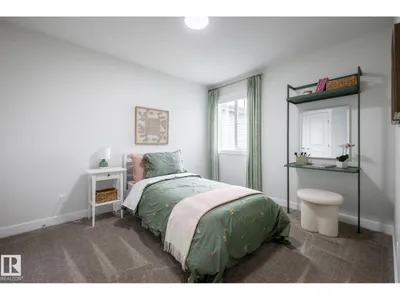 20823 40 AV NW photo 24