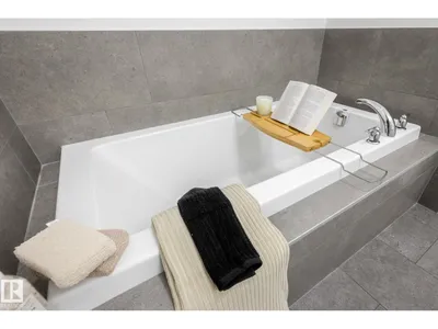 20823 40 AV NW photo 22