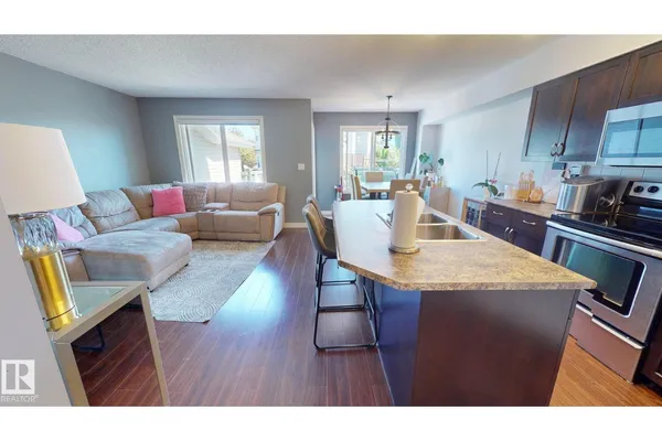 1505 Rutherford RD SW photo 3
