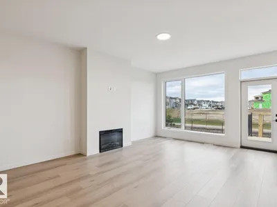 419 31 ST SW photo 7