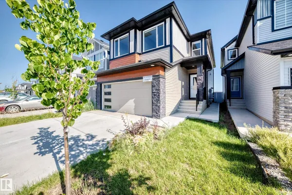7056 182 AV NW photo 2