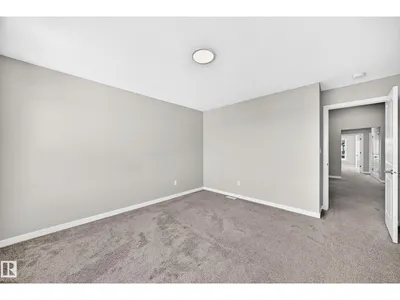 7056 182 AV NW photo 31