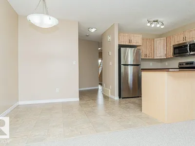 #31 15 WOODSMERE CL photo 19