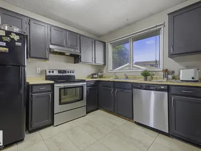 3216 138 AV NW photo 23