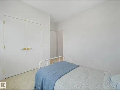 102 Ravenshire Wynd photo 29