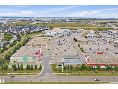 2122 37 AV NW photo 45