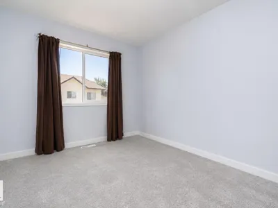 #37 3811 85 ST NW photo 33