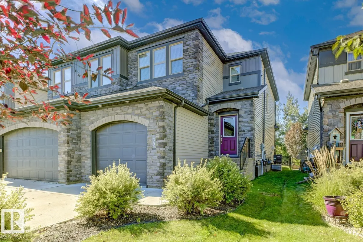 39 GREENBURY MR exterior