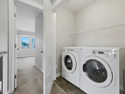 39 GREENBURY MR photo 34