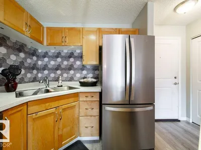 #118 2305 35A AV NW photo 9