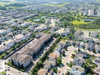 #118 2305 35A AV NW photo 42