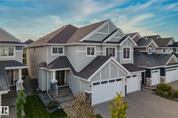 4416 Suzanna Crescent SW photo 2