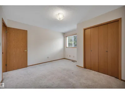 10155 74 ST NW photo 37