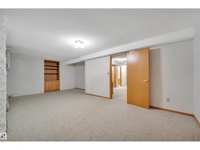 10155 74 ST NW photo 41