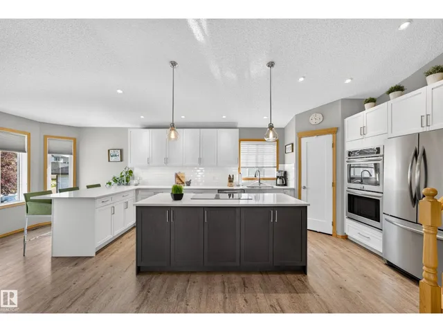8329 171A AV NW, Edmonton