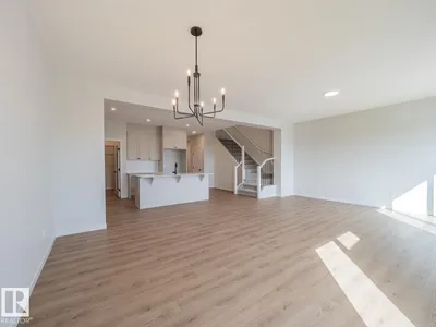 8921 223A ST NW photo 21