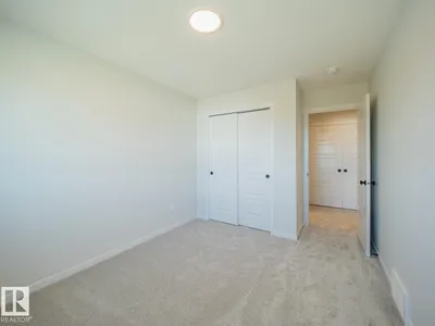 19612 30 AV NW photo 34