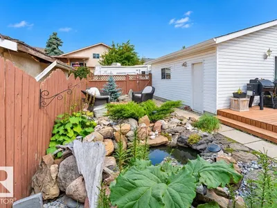 5924 11 AV NW photo 41