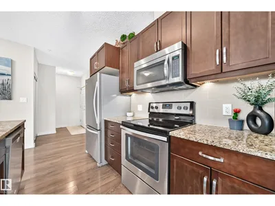 #401 504 Griesbach PR NW photo 24
