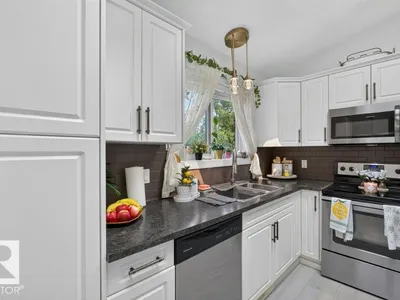 12219 89 ST NW photo 12