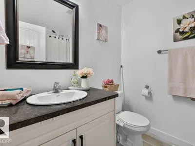 12219 89 ST NW photo 16