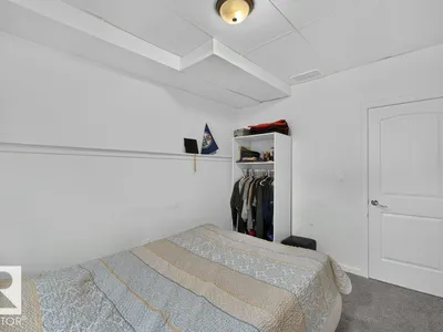 12219 89 ST NW photo 30