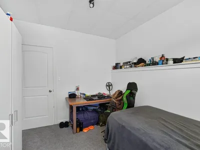 12219 89 ST NW photo 32