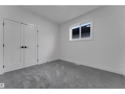 204 Linden LO photo 32