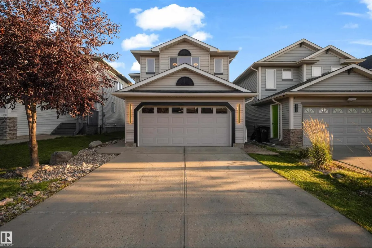 3135 24 AV NW exterior