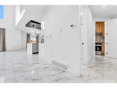5904 SOLEIL BA photo 13
