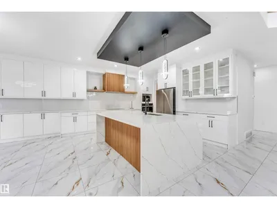 5904 SOLEIL BA photo 16