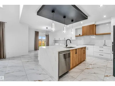 5904 SOLEIL BA photo 18