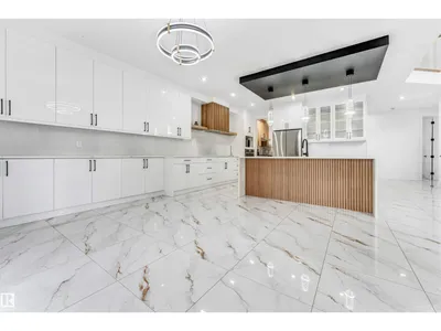 5904 SOLEIL BA photo 24