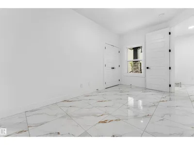 5904 SOLEIL BA photo 30