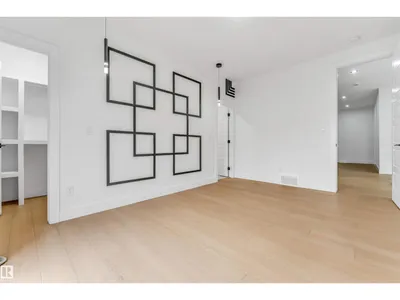 5904 SOLEIL BA photo 32