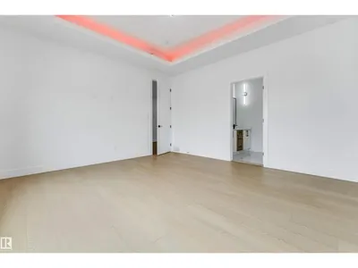 5904 SOLEIL BA photo 39