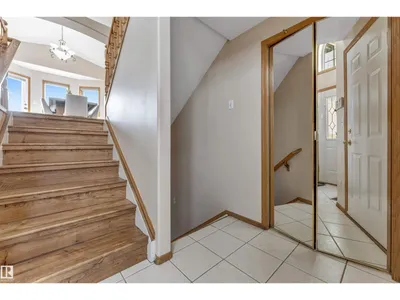 5119 157 AV NW photo 33