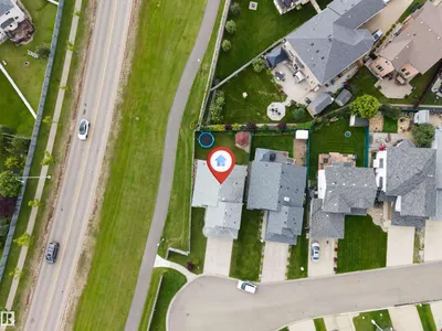 5119 157 AV NW photo 4