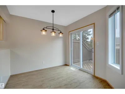 7557 188 ST NW photo 10