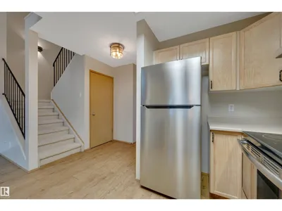 7557 188 ST NW photo 16
