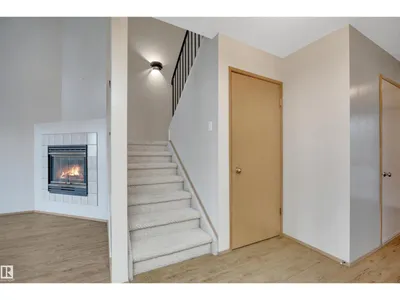 7557 188 ST NW photo 20