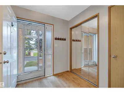 7557 188 ST NW photo 5