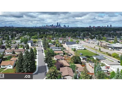 9657 68A ST NW photo 41