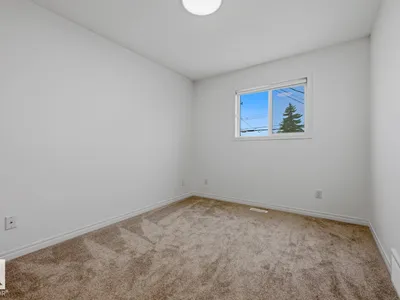 11120 132 ST NW photo 16
