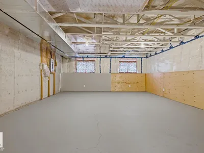 11120 132 ST NW photo 21